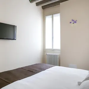 Rialto 1602 , Venice Italy